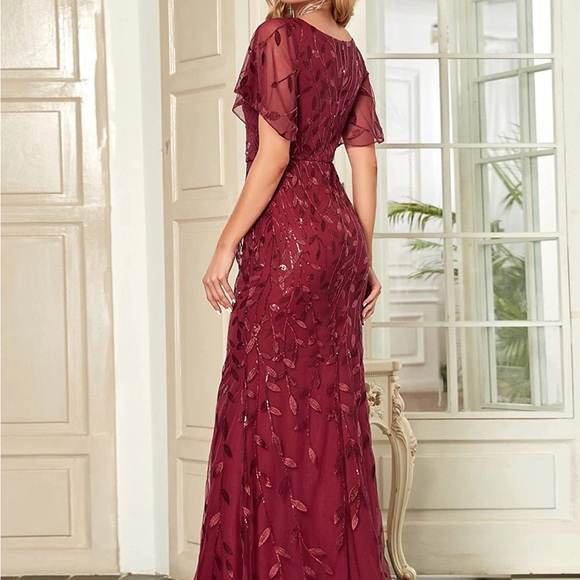 Red Ever Pretty Prom/Formal Dress - Picture 2 of 9